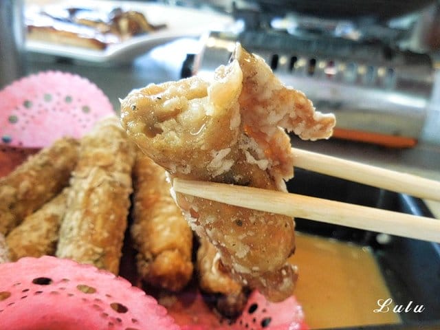 宜蘭美食推薦。宜蘭蘆花雞料理餐廳。碳烤蘆花雞＆哈密瓜雞湯。獨特醬汁，提味更提鮮。肉質鮮美，口感紮實，不乾柴