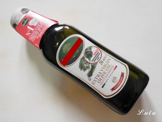 義大利原裝進口。特級初榨橄欖油。用 EXTRA VIRGIN OLIVE OIL 為你的健康做把關。橄欖油簡單料理