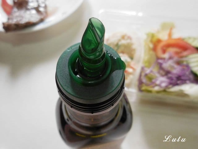 義大利原裝進口。特級初榨橄欖油。用 EXTRA VIRGIN OLIVE OIL 為你的健康做把關。橄欖油簡單料理