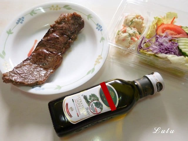 義大利原裝進口。特級初榨橄欖油。用 EXTRA VIRGIN OLIVE OIL 為你的健康做把關。橄欖油簡單料理