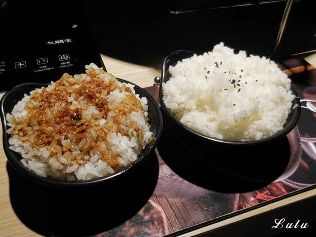 台灣火鍋第一品牌。肉多多火鍋景美店。沒吃過肉多多別說你吃過最好吃火鍋。生日節慶，朋友聚會最佳首選。貼心服務，媲美星級餐廳