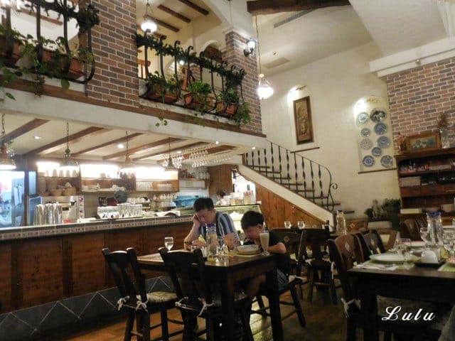 內湖美食推薦。CALACALA義大利廚房-內湖店。用餐氣氛佳，餐點價位合理，用心製作的義式料理
