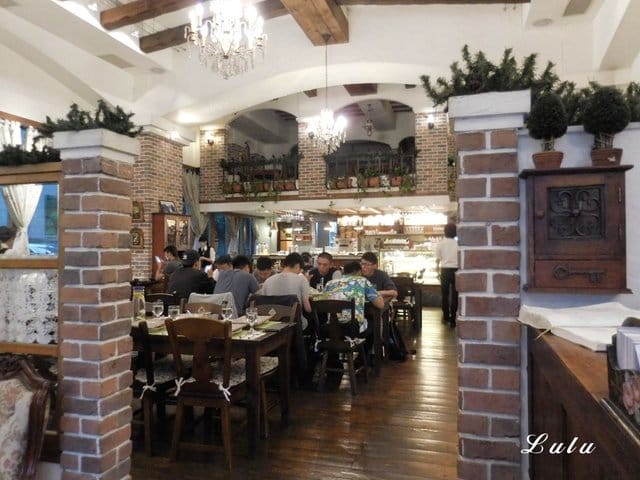 內湖美食推薦。CALACALA義大利廚房-內湖店。用餐氣氛佳，餐點價位合理，用心製作的義式料理