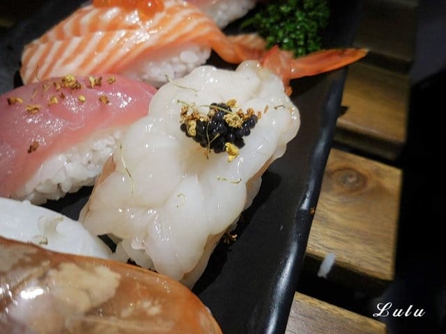 新竹平價美食推薦。山口刺身ま丼飯專賣店#東門市場美食#新竹美食#日本料理。食材新鮮嚴選，用心研發的平價日式料理丼飯