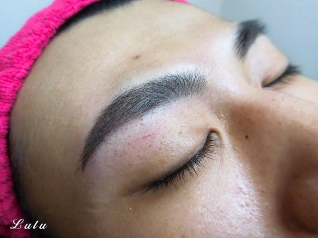 台北中山【CHI NI AI美學】韓式半永久定妝。睡醒立馬擁有自然眉型。仿真絲霧眉。韓式霧眉／紋眼線／ 水潤紋唇／ 紋髮際線推薦。林森北路。捷運松江南京站