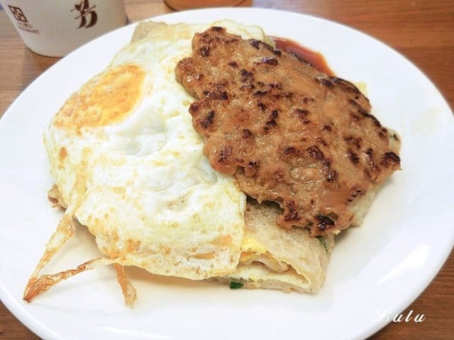 真芳碳烤吐司·紅茶牛奶 台北信義店。台北必吃十大早午餐。食材新鮮嚴選，美味自然呈現