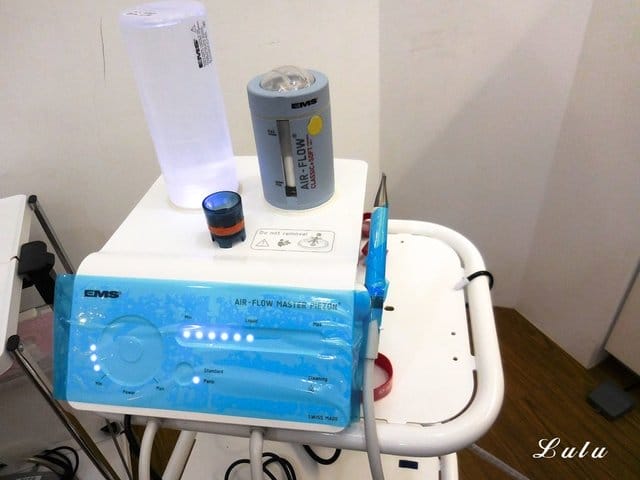 台北信義牙醫診所推薦。雅術牙醫診所。專業洗牙機器，讓我洗牙不怕痛。保健牙齒有一套，不再害怕看牙醫
