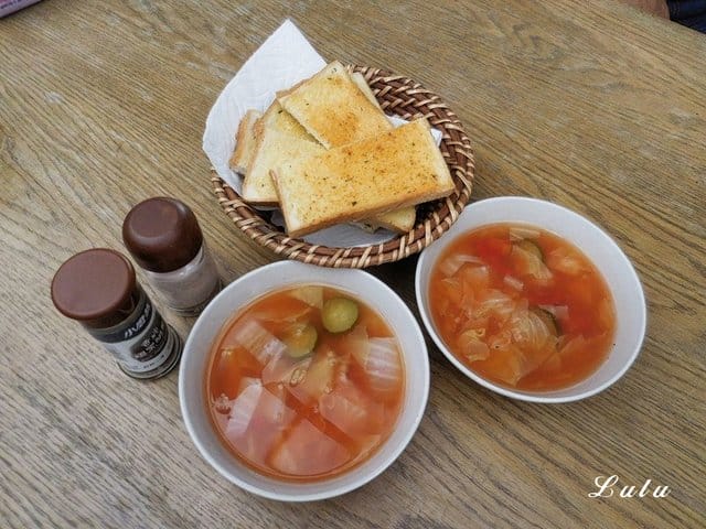 桃園美食餐廳推薦。#花園牛排。真空低溫烹調的舒肥料理。置身綠野仙蹤的夢幻餐廳。IG打卡/牛排/舒肥料理