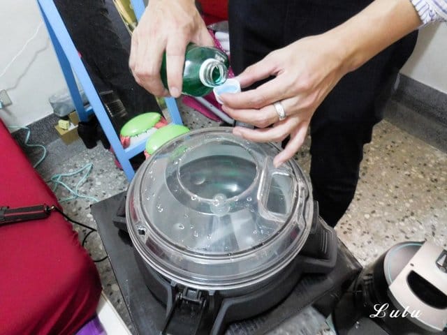 ROBOCLEAN 除蟎專家 克蟎家。到府服務。哈啾不再來。空氣清淨、除塵蟎機、空氣薰香、 強力吸塵器。創造優質的居家生活品質