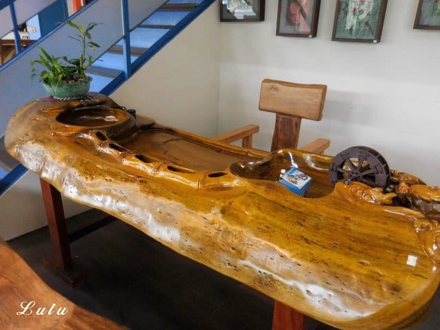 台中家具賣場推薦。丹比家具生活館。佔地1800坪的展示空間，只要你想得到的居家家具，通通可以找得到。客製化的服務，符合居家空間