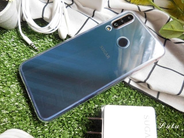 開箱文。SUGAR T50。高CP值。三鏡廣角。120°拍超廣|6.3吋高佔比螢幕|128G大容量。碳耀玻璃搭配漸層鏡面邊框設計，超質感