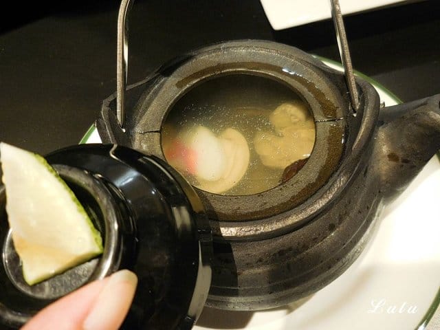新竹Buffet推薦。晶豐百匯自助式吃到飽餐廳。超霸氣海鮮船。吃飽又吃巧。結合日、中、台式料理，精選菜色，生猛海鮮、現切生魚片吃到飽