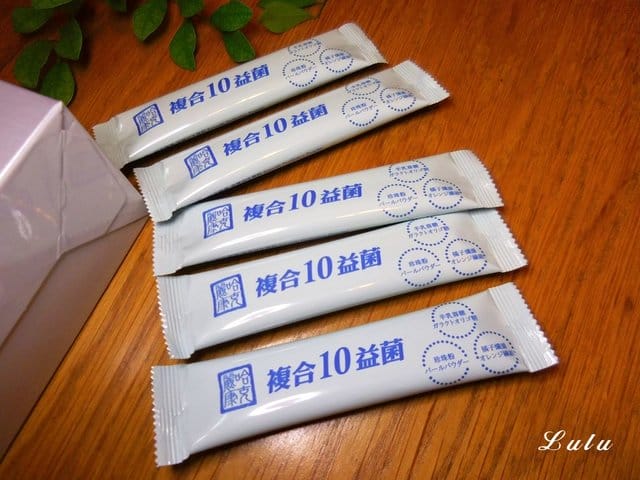 HAC常寶益生菌粉。腸道美麗健康順暢的好朋友。4歲以上小朋友都可以食用的益生菌粉。橘子優格風味，香甜濃，還可以加入喜愛飲品中增添風味