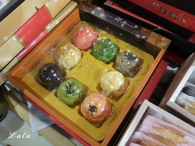 桃園伴手禮推薦。許燕斌手作烘培-桃園店。新款麵包加入台灣水果食材元素，比新款名牌包還迷人，讓人忍不住大失血