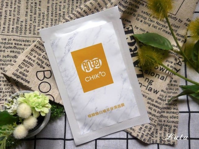 CHIK’O 肌珂極瞬煥白植萃保濕面膜。高純度玻尿酸＋傳明酸。肌膚保濕亮白，一片搞定