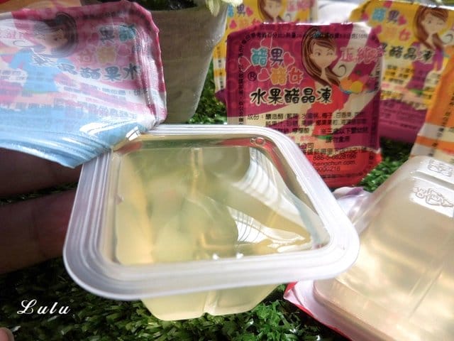 純正蜂蜜推薦。正純蜂蜜 娃娃桶水果醋果凍+蜜爵隨身包。輕巧蜂蜜隨身包方便好攜帶。水果醋果凍，夏季零食好選擇。大人小朋友都喜愛