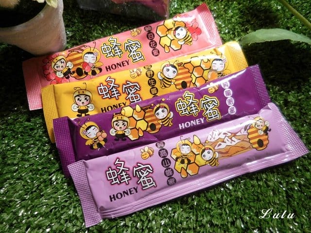 純正蜂蜜推薦。正純蜂蜜 娃娃桶水果醋果凍+蜜爵隨身包。輕巧蜂蜜隨身包方便好攜帶。水果醋果凍，夏季零食好選擇。大人小朋友都喜愛