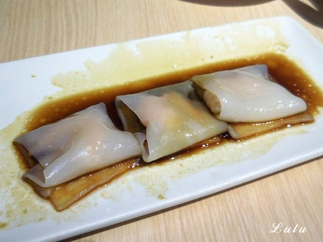 桃園吃到飽。港點大師桃園家樂福經國店。各式港點無限量供應吃到飽。麻辣小龍蝦/鮮蝦粉腸/腐皮蝦仁/奶皇流沙包/蠔汁鮮竹捲/蟹皇燒賣