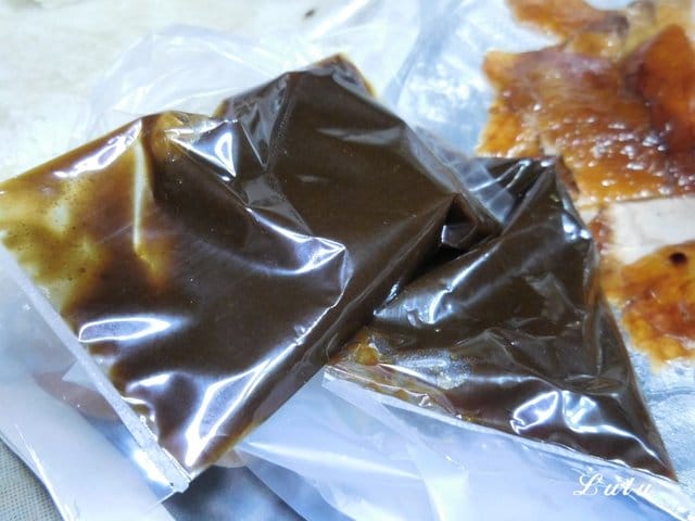 家之香脆皮烤鴨。新莊美食推薦。一鴨三吃，鴨片＋麵皮/鹽酥鴨/熱炒鴨骨。新北市新莊烤鴨