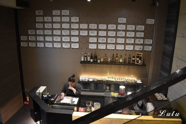 二訪/明水然 無菜單鐵板燒大直店。嚴選新鮮頂級食材，新鮮活抓海鮮，師傅用心烹調出令人銷魂的美味