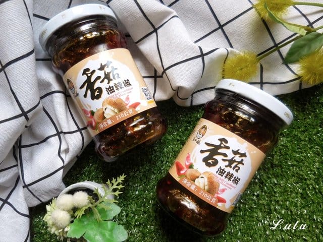 老干媽香菇油辣椒。萬用百搭辣椒醬。每天都在想吃什麼，加一湯匙的老干媽，讓食物不再單調，怎麼吃都吃不膩