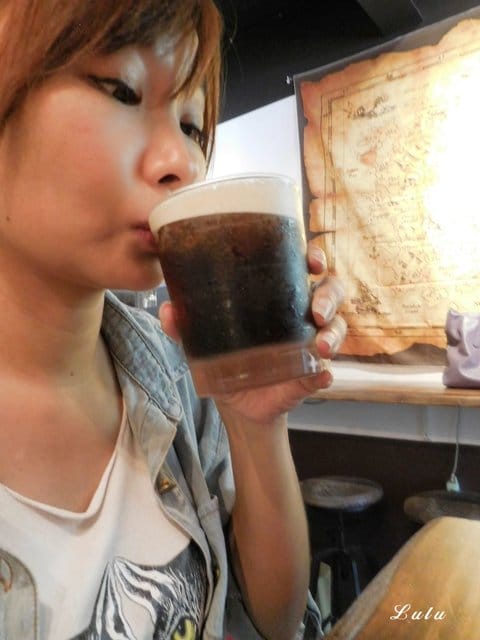 麋所咖啡飲啤館 meetsoul coffee。新莊咖啡店推薦。外帶/輕食/內用/外送。市區裡的小文青。新莊體育場旁