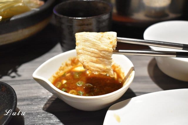 大直火鍋。闊佬shabu shabu。精緻套餐,食材新鮮嚴選。活體生猛海鮮,價位親民 - 第23張圖 大直火鍋。闊佬shabu shabu。精緻套餐,食材新鮮嚴選。活體生猛海鮮,價位親民