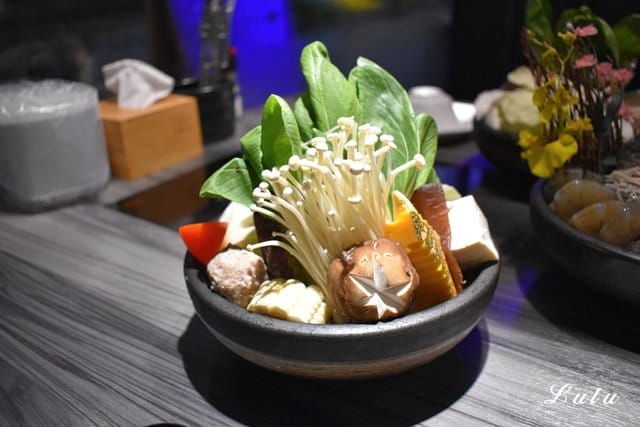 大直火鍋。闊佬shabu shabu。精緻套餐,食材新鮮嚴選。活體生猛海鮮,價位親民 - 第15張圖 大直火鍋。闊佬shabu shabu。精緻套餐,食材新鮮嚴選。活體生猛海鮮,價位親民