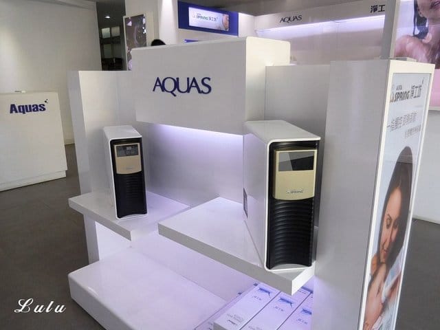 新竹竹北/AQUA SPRING 淨工坊。AQ802冷熱觸控飲水機+RO-505高效節能純淨水器。首創觸控式龍頭，供應冷熱水，即開即飲。新手爸媽泡奶最愛。時尚造型，施工安裝簡便