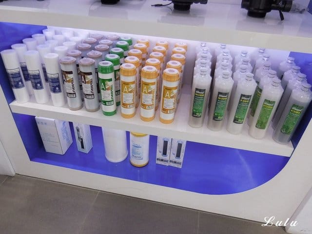新竹竹北/AQUA SPRING 淨工坊。AQ802冷熱觸控飲水機+RO-505高效節能純淨水器。首創觸控式龍頭，供應冷熱水，即開即飲。新手爸媽泡奶最愛。時尚造型，施工安裝簡便