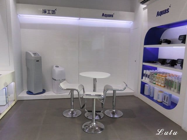 新竹竹北/AQUA SPRING 淨工坊。AQ802冷熱觸控飲水機+RO-505高效節能純淨水器。首創觸控式龍頭，供應冷熱水，即開即飲。新手爸媽泡奶最愛。時尚造型，施工安裝簡便