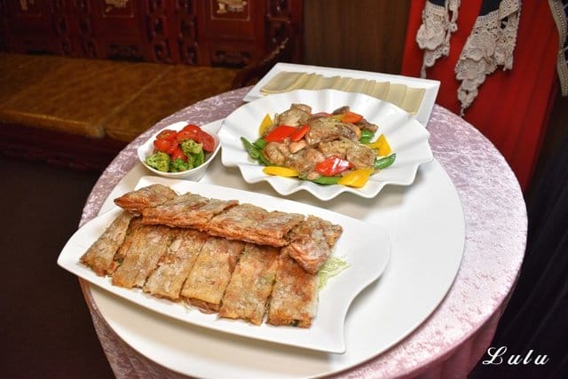 桃園晶悅國際飯店。桃園婚宴推薦。滿指定桌數再贈免費新娘房。氣派豪華的婚禮饗宴。專業燈光、音響、投影設備。滿額再贈港島銅鑼灣富豪蜜月旅行3天2夜