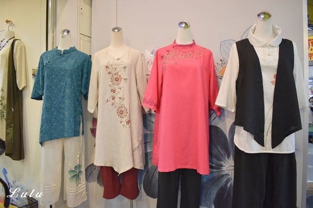 寶芝林棉麻個性服飾（板橋店）。中國風也能穿出自我風格，獨特品味。材質舒適透氣，不悶熱