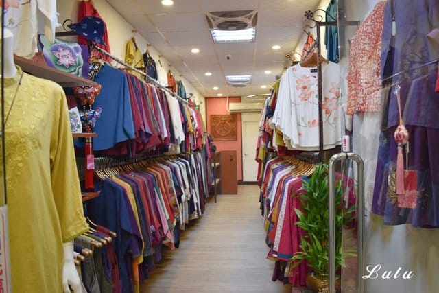 寶芝林棉麻個性服飾（板橋店）。中國風也能穿出自我風格，獨特品味。材質舒適透氣，不悶熱
