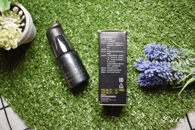 FORTE台塑生醫經典逆齡黑松露安瓶。秋冬季節的抗老保濕緊緻聖品。連兩頰的下垂型毛孔都站了起來，輕鬆對抗老化肌膚問題