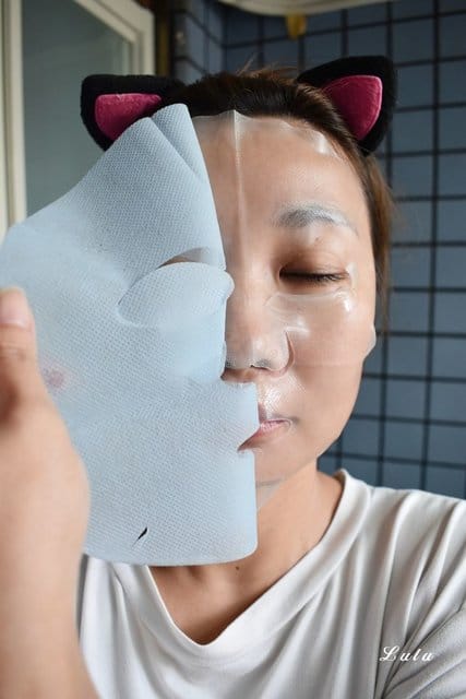 相信葉子澳洲茶樹海藻面膜＆玫瑰海藻面膜。可以敷著睡覺，也不擔心肌膚水分倒抽的天然海藻材質水凝膠膜。成分溫和不刺激肌膚