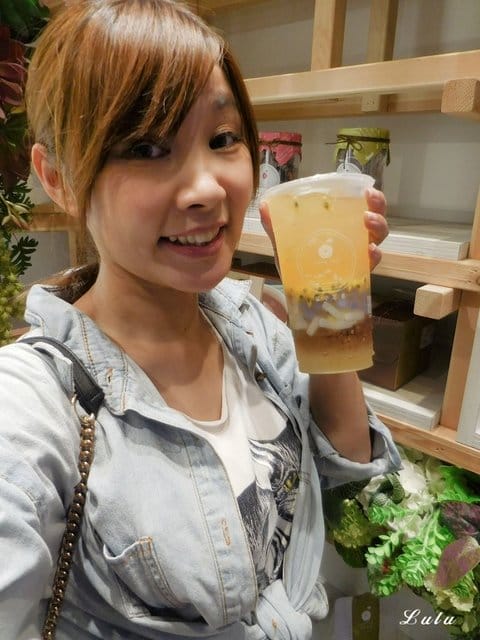 草本茶集 板橋忠孝店。板橋飲料店推薦。妍植花果茶/精品手作珍珠。芋見珍愛，鮮Q凍飲，蘋果樹。飲料界的精品