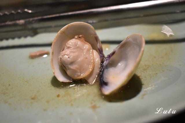 基隆廟口夜市火鍋。海棠春食膳鍋物。基隆仁愛五路上。提供頂級肉品的精緻個人鍋。食材新鮮嚴選。溫順易入喉的麻辣鍋「溫麻辣」湯底及慢火長燉「老火湯」湯底。帶你回到1840年代大上海的時尚華洋用餐氛圍