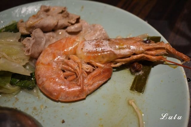 基隆廟口夜市火鍋。海棠春食膳鍋物。基隆仁愛五路上。提供頂級肉品的精緻個人鍋。食材新鮮嚴選。溫順易入喉的麻辣鍋「溫麻辣」湯底及慢火長燉「老火湯」湯底。帶你回到1840年代大上海的時尚華洋用餐氛圍