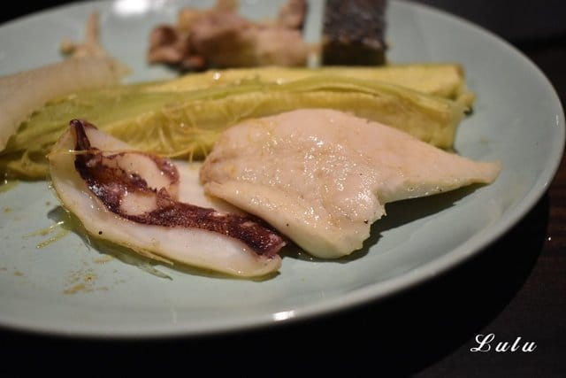 基隆廟口夜市火鍋。海棠春食膳鍋物。基隆仁愛五路上。提供頂級肉品的精緻個人鍋。食材新鮮嚴選。溫順易入喉的麻辣鍋「溫麻辣」湯底及慢火長燉「老火湯」湯底。帶你回到1840年代大上海的時尚華洋用餐氛圍
