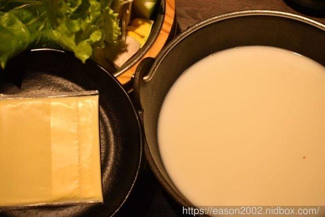 千荷田日式涮涮鍋（永安店）。菜單改版升級，肉肉增量88元起。全新3種湯底，增加個人鴛鴦鍋可獨享雙重美味！