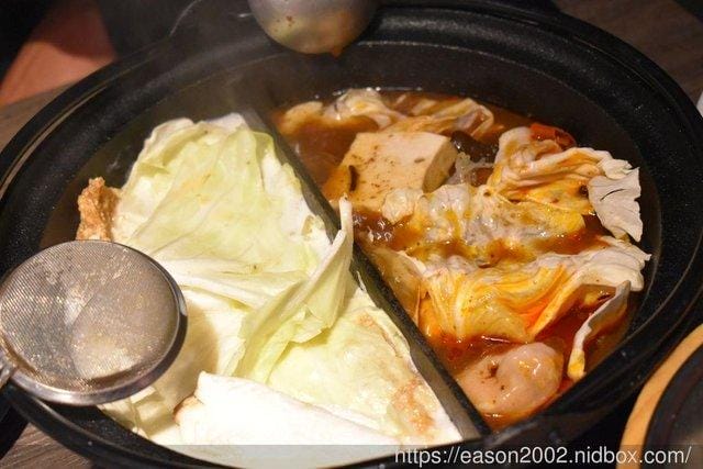 千荷田日式涮涮鍋（永安店）。菜單改版升級，肉肉增量88元起。全新3種湯底，增加個人鴛鴦鍋可獨享雙重美味！