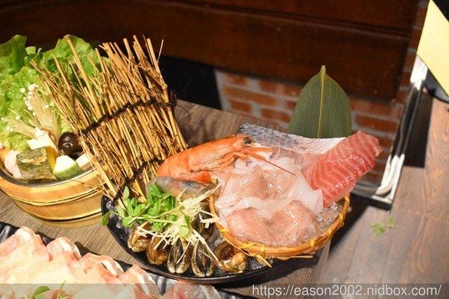 千荷田日式涮涮鍋（永安店）。菜單改版升級，肉肉增量88元起。全新3種湯底，增加個人鴛鴦鍋可獨享雙重美味！