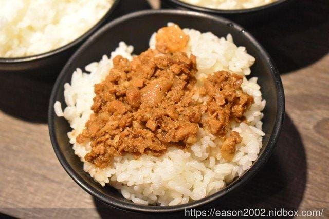 千荷田日式涮涮鍋（永安店）。菜單改版升級，肉肉增量88元起。全新3種湯底，增加個人鴛鴦鍋可獨享雙重美味！