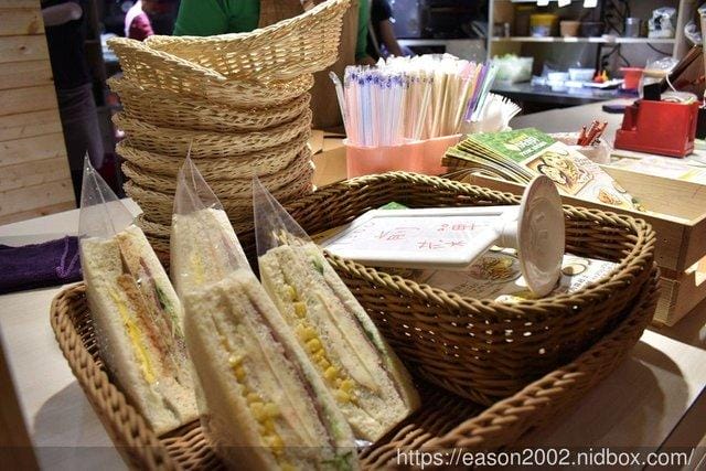 西門早午餐。Dejia得嘉野餐廚房。西門在地深耕20年的老店，重新改造，新食尚概念。食材新鮮嚴選，獨特手作沾醬，讓人回味無窮