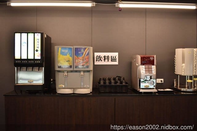桃園海鮮百匯火烤兩吃吃到飽。文中海鮮百匯。澎湖產地直送。享受最新鮮的海陸雙饗