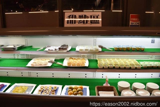 桃園海鮮百匯火烤兩吃吃到飽。文中海鮮百匯。澎湖產地直送。享受最新鮮的海陸雙饗