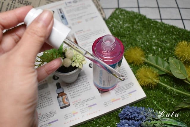 #韓物通。沛麗膚-B12積雪草煥白色修精華。保濕、亮白、緊緻，一次完成的好吸收，成分溫和精華液推薦