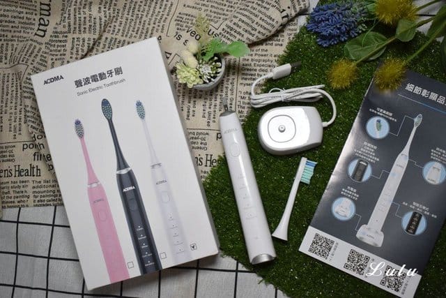 AODMA DY-108 成人音波智能電動牙刷。（秉慈AODMA澳德邁台灣獨家代理）。刷毛採用6mil的杜邦+德國 Pedex變色絲，超細緻。採用磁懸浮馬達，打水效果好，頻率可到41000次/分鐘