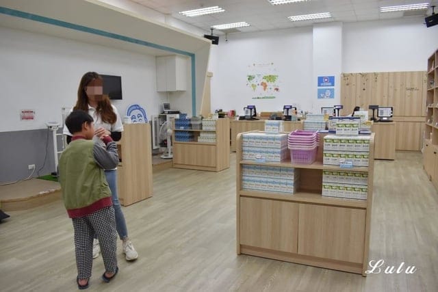 新竹免門票景點推薦。濟生Beauty健康文化館 新竹觀光工廠。自己動手DIY手作防蚊液。立體積木牆。探索人體構造的秘密